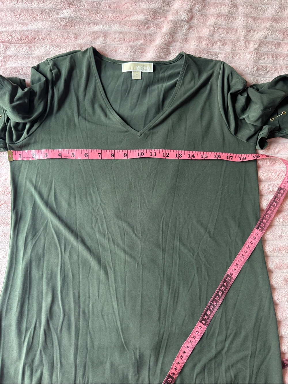 Michael Kors Olive Green Shift Dress M Gold Chain Sleeve V-Neck Knee Length - Picture 10 of 11